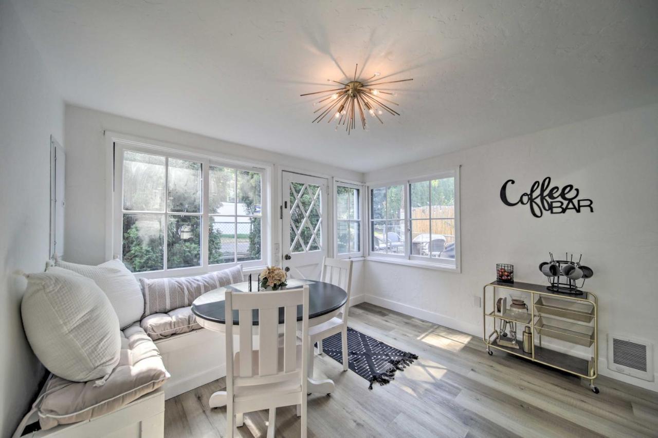 Bright And Airy Liberty Lake Abode With Backyard! Екстериор снимка