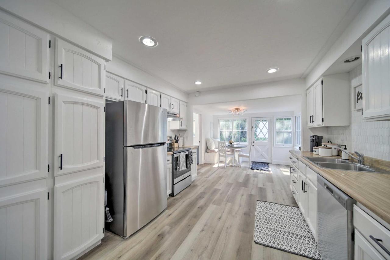 Bright And Airy Liberty Lake Abode With Backyard! Екстериор снимка